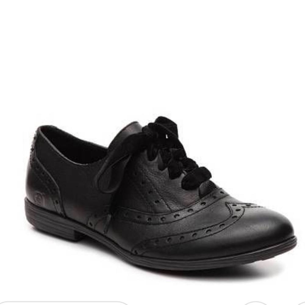 Born Kika Oxford